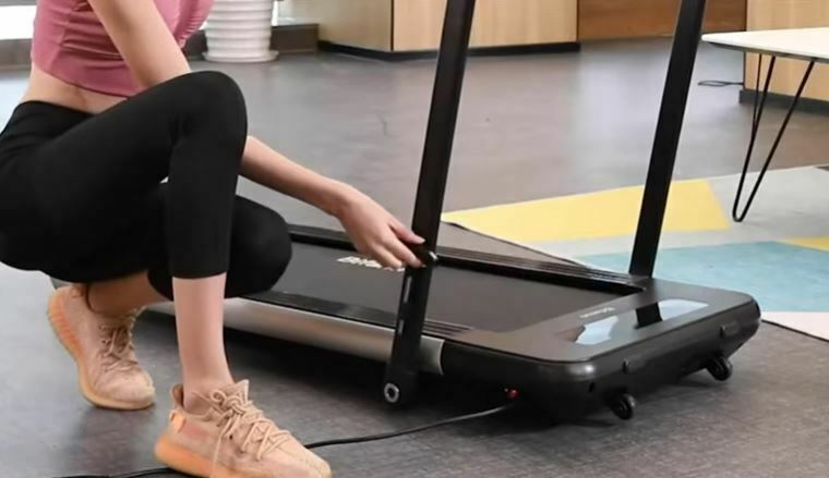 Compact treadmill under bed